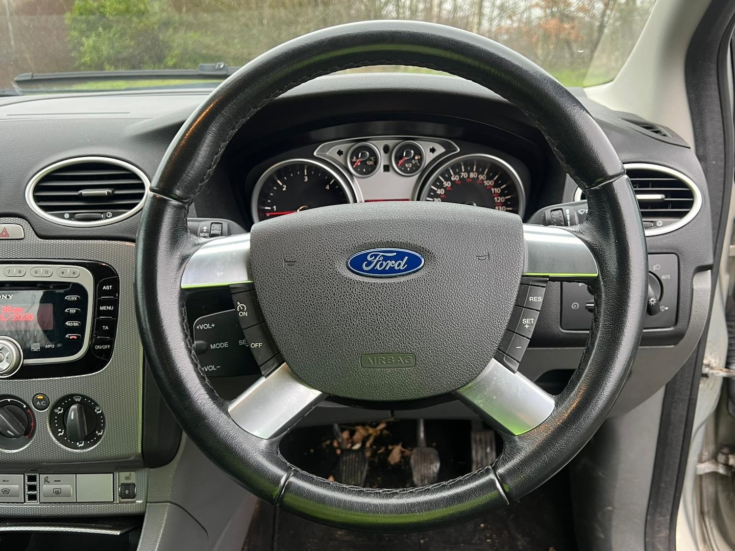 Used Ford Focus 2010 for sale - 77330322: Photo 16