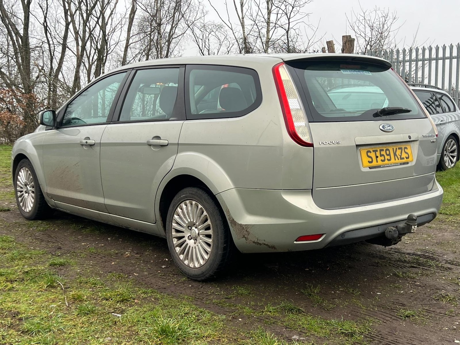 Used Ford Focus 2010 for sale - 77330322: Photo 6