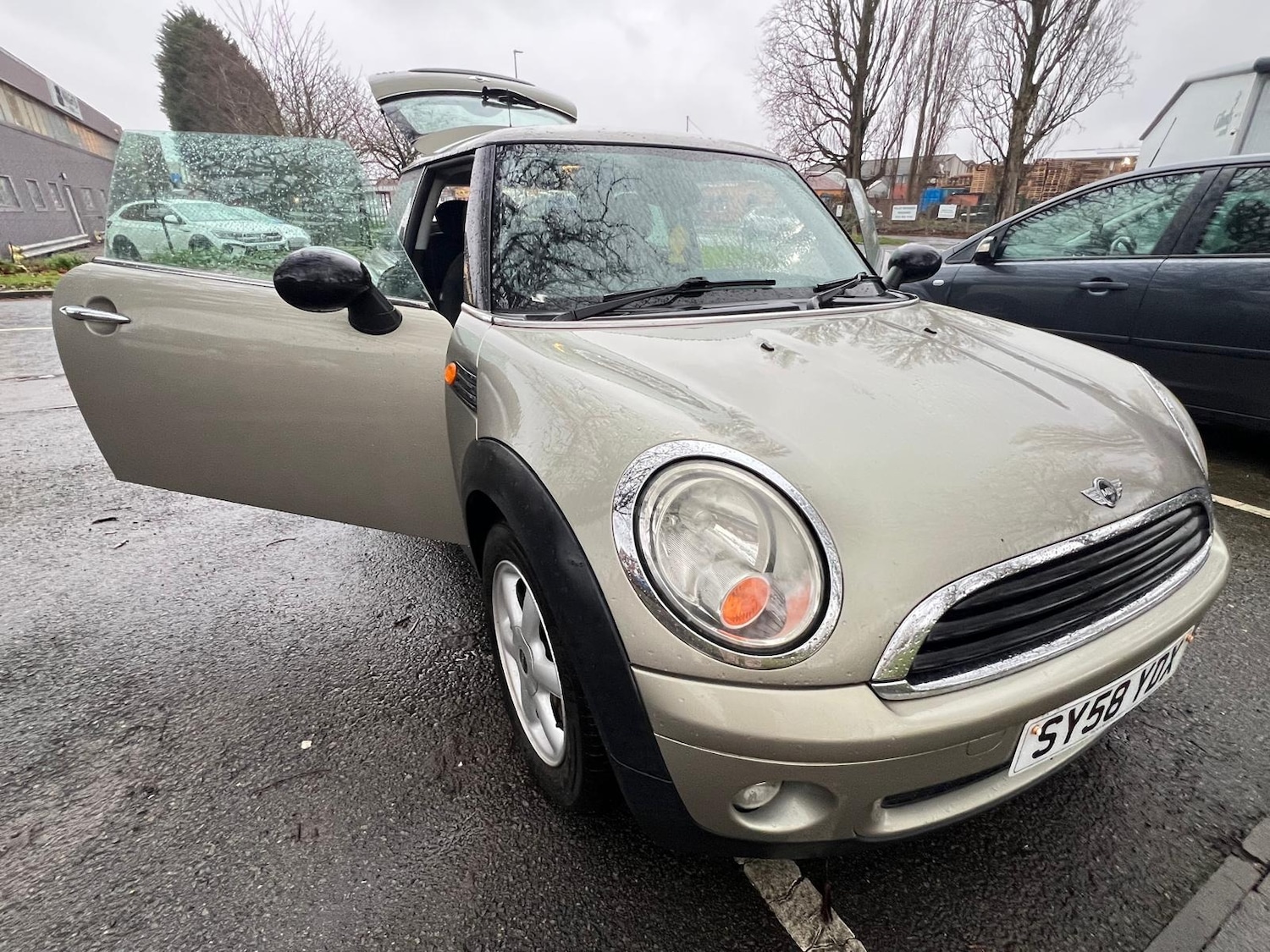 Used MINI Hatch 2009 for sale - 76953617: Photo 15