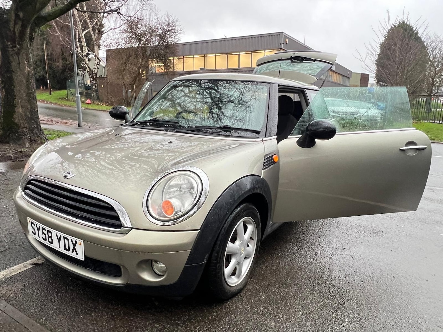 Used MINI Hatch 2009 for sale - 76953617: Photo 19