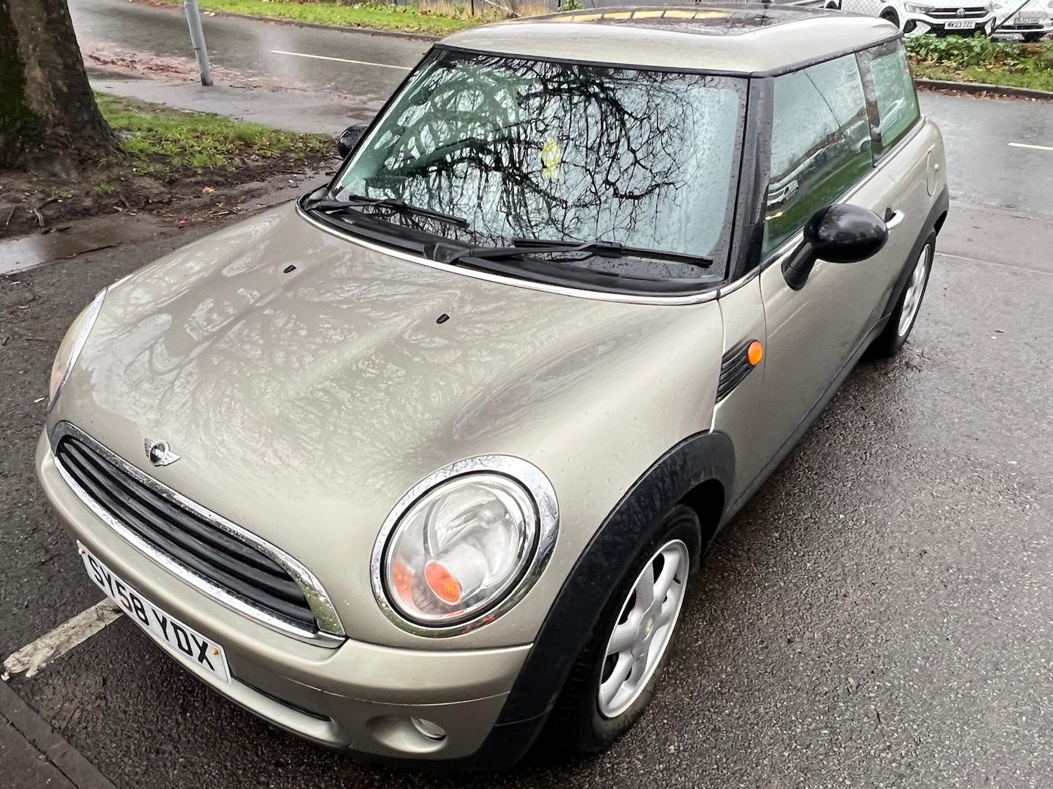 Used MINI Hatch 2009 for sale - 76953617: Photo 2