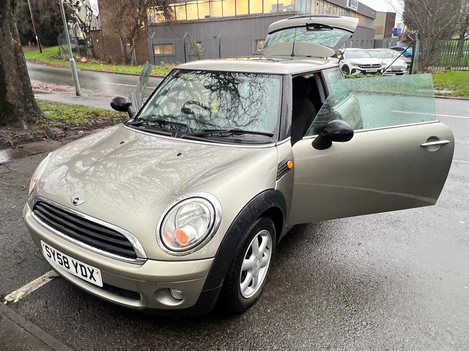 Used MINI Hatch 2009 for sale - 76953617: Photo 20