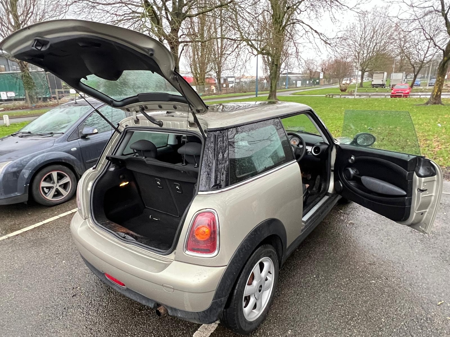 Used MINI Hatch 2009 for sale - 76953617: Photo 27