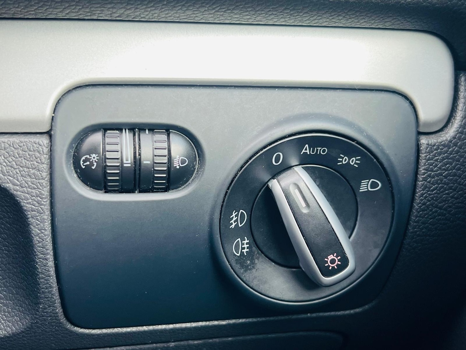 Used Volkswagen Golf 2009 for sale - 77311386: Photo 17