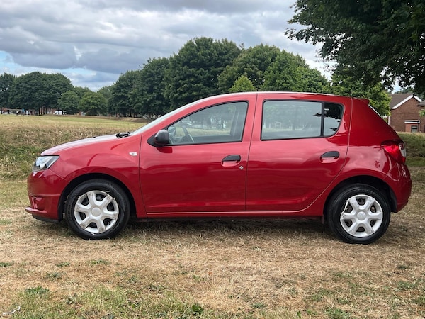 Used Dacia Sandero Stepway 2016 for sale - 76167984: Photo 24