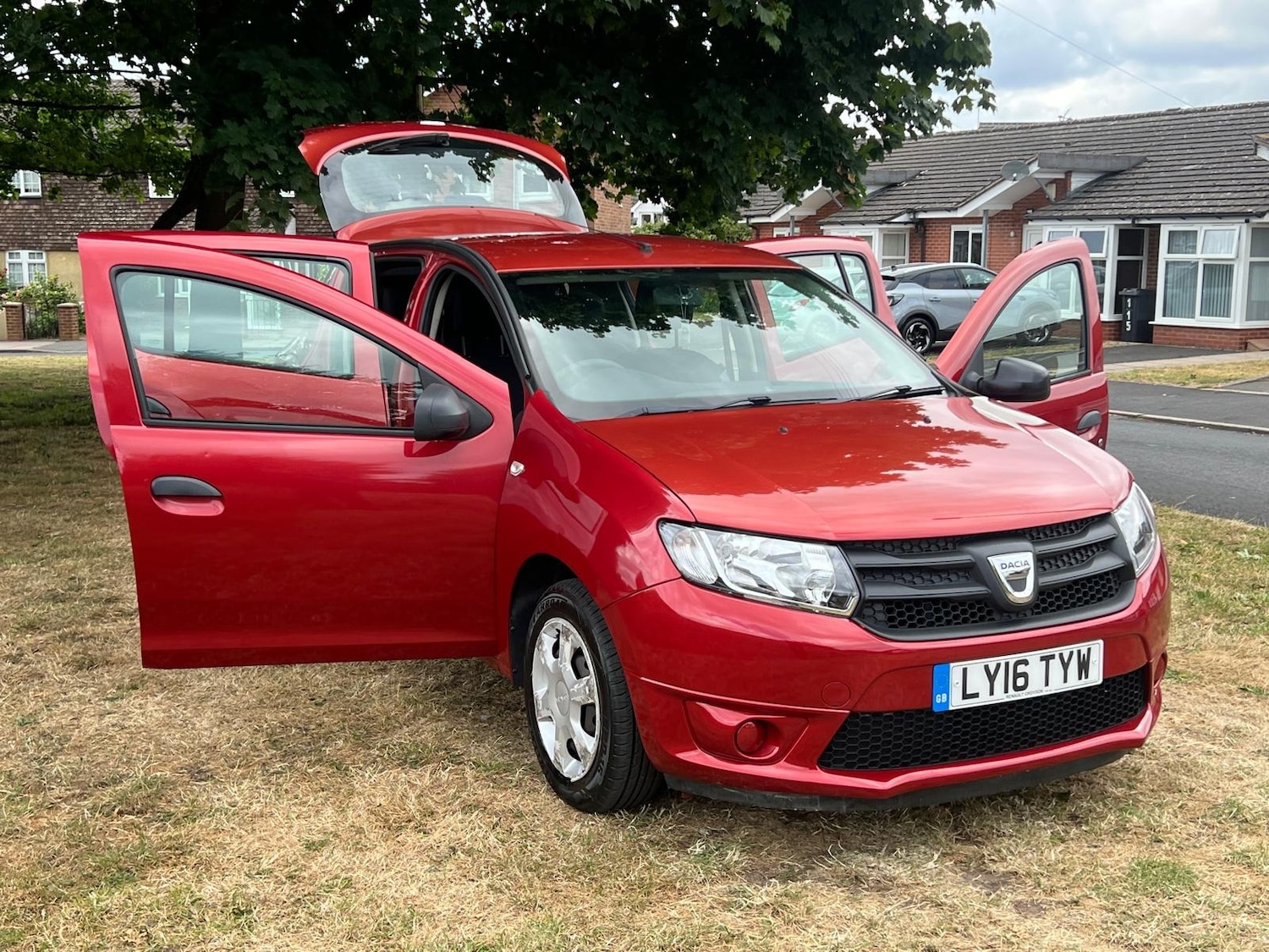 Used Dacia Sandero Stepway 2016 for sale - 76167984: Photo 32