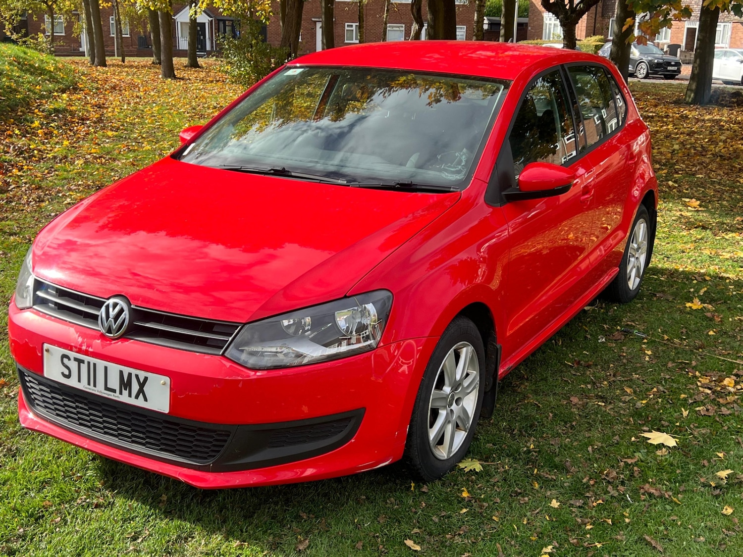 Used Volkswagen Polo 2011 for sale - 76371765: Photo 1
