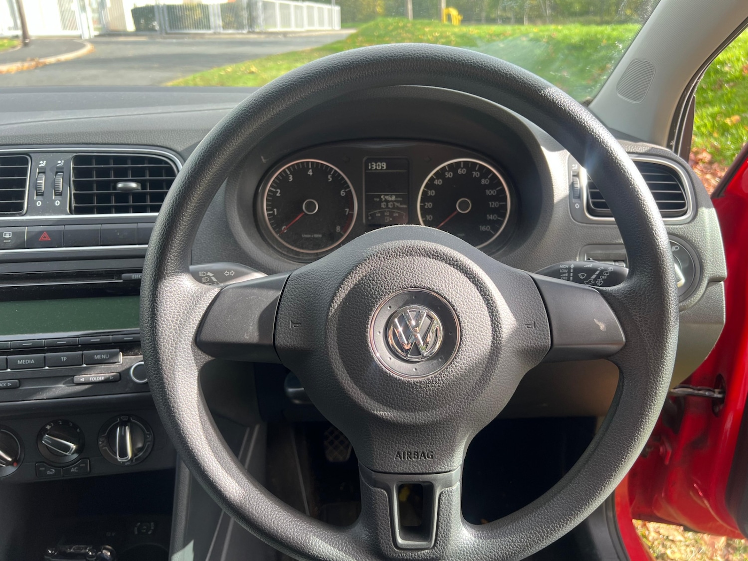 Used Volkswagen Polo 2011 for sale - 76371765: Photo 18