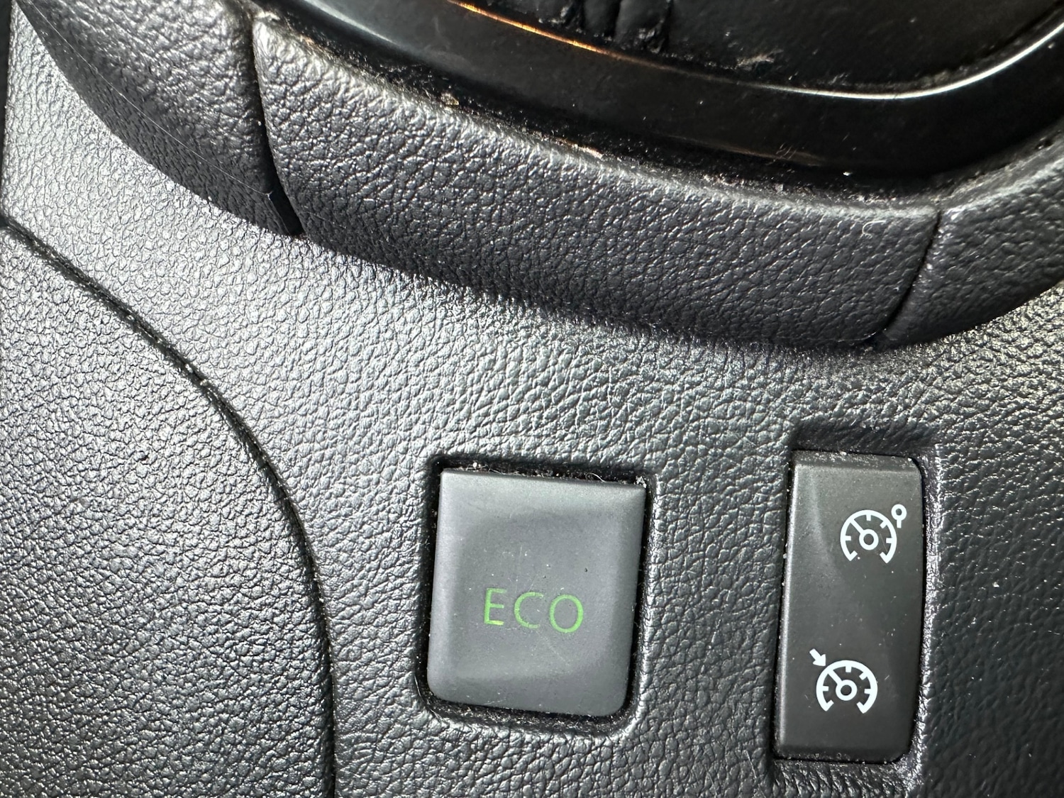 Used Renault Clio 2016 for sale - 76597507: Photo 11