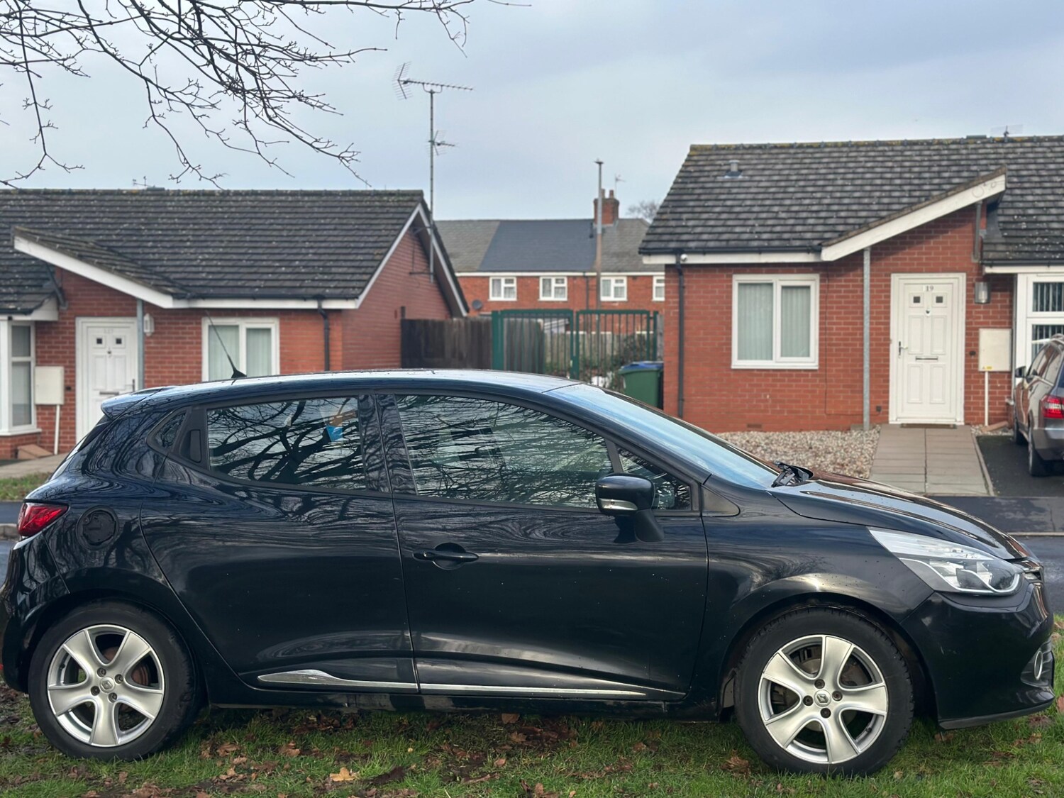 Used Renault Clio 2016 for sale - 76597507: Photo 21