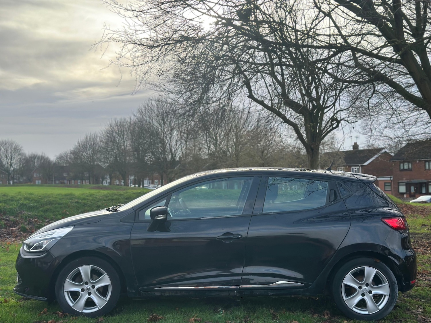 Used Renault Clio 2016 for sale - 76597507: Photo 24