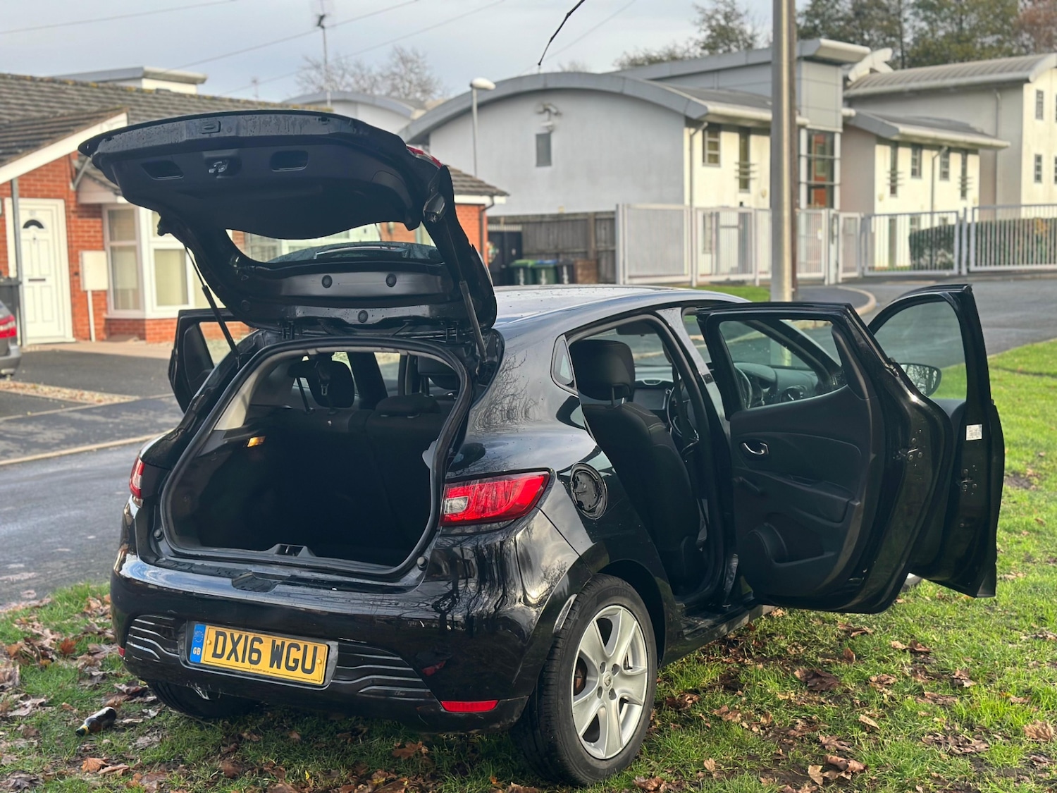 Used Renault Clio 2016 for sale - 76597507: Photo 39