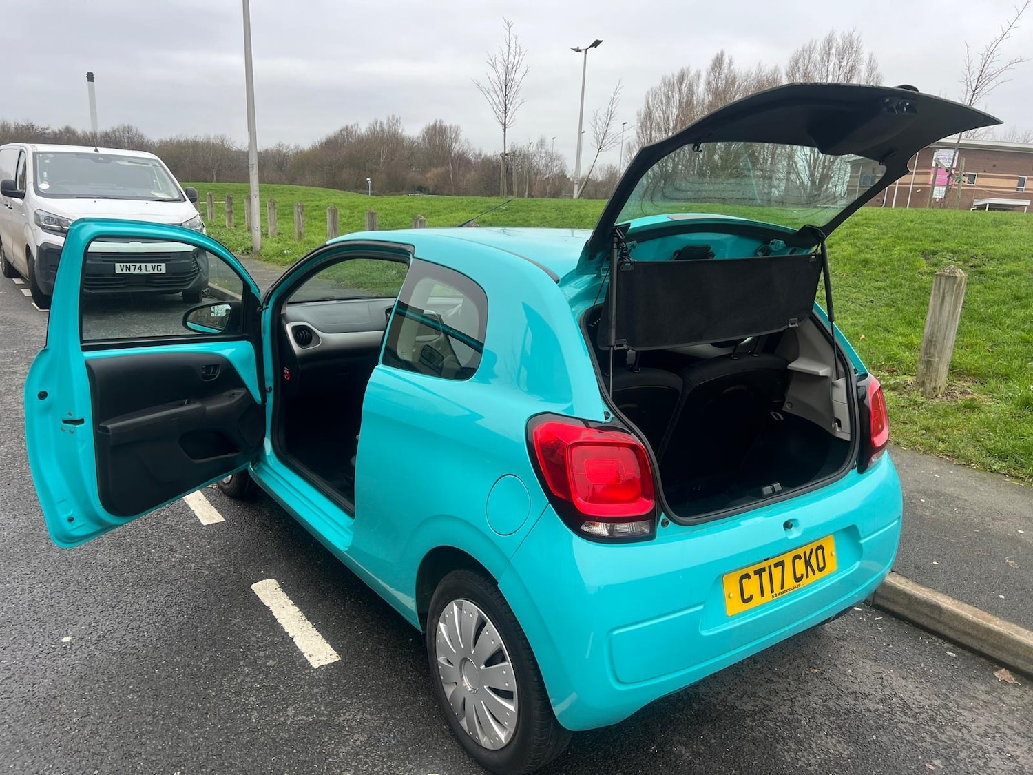 Used Citroen C1 2017 for sale - 76167579: Photo 28