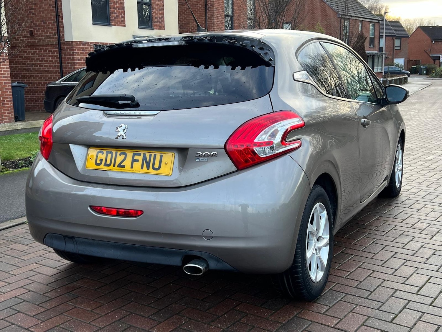 Used Peugeot 208 2012 for sale - 76914009: Photo 10