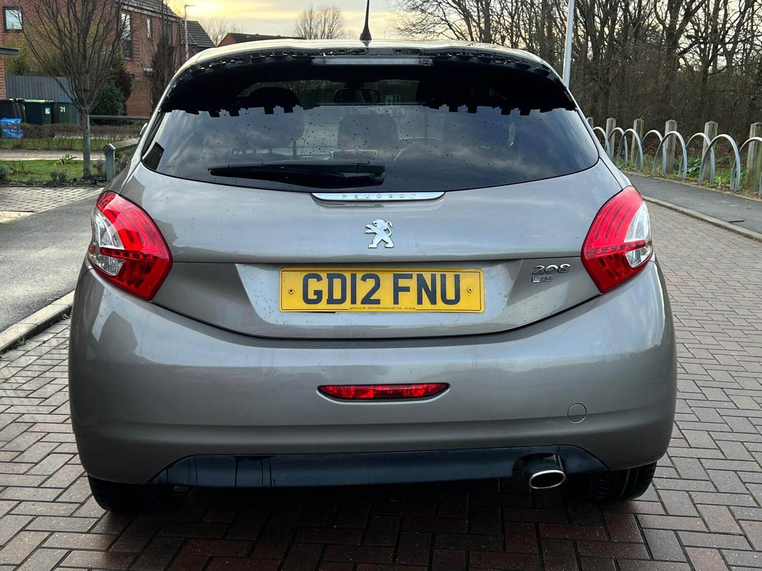 Used Peugeot 208 2012 for sale - 76914009: Photo 12