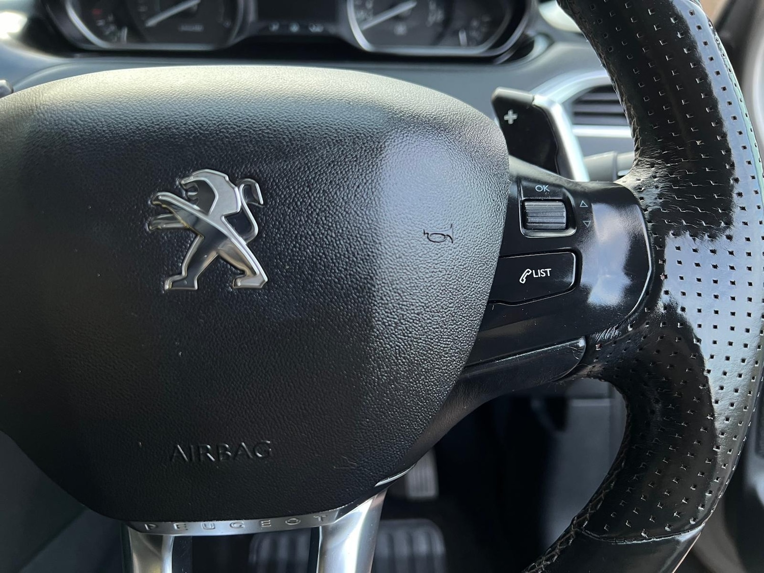 Used Peugeot 208 2012 for sale - 76914009: Photo 27