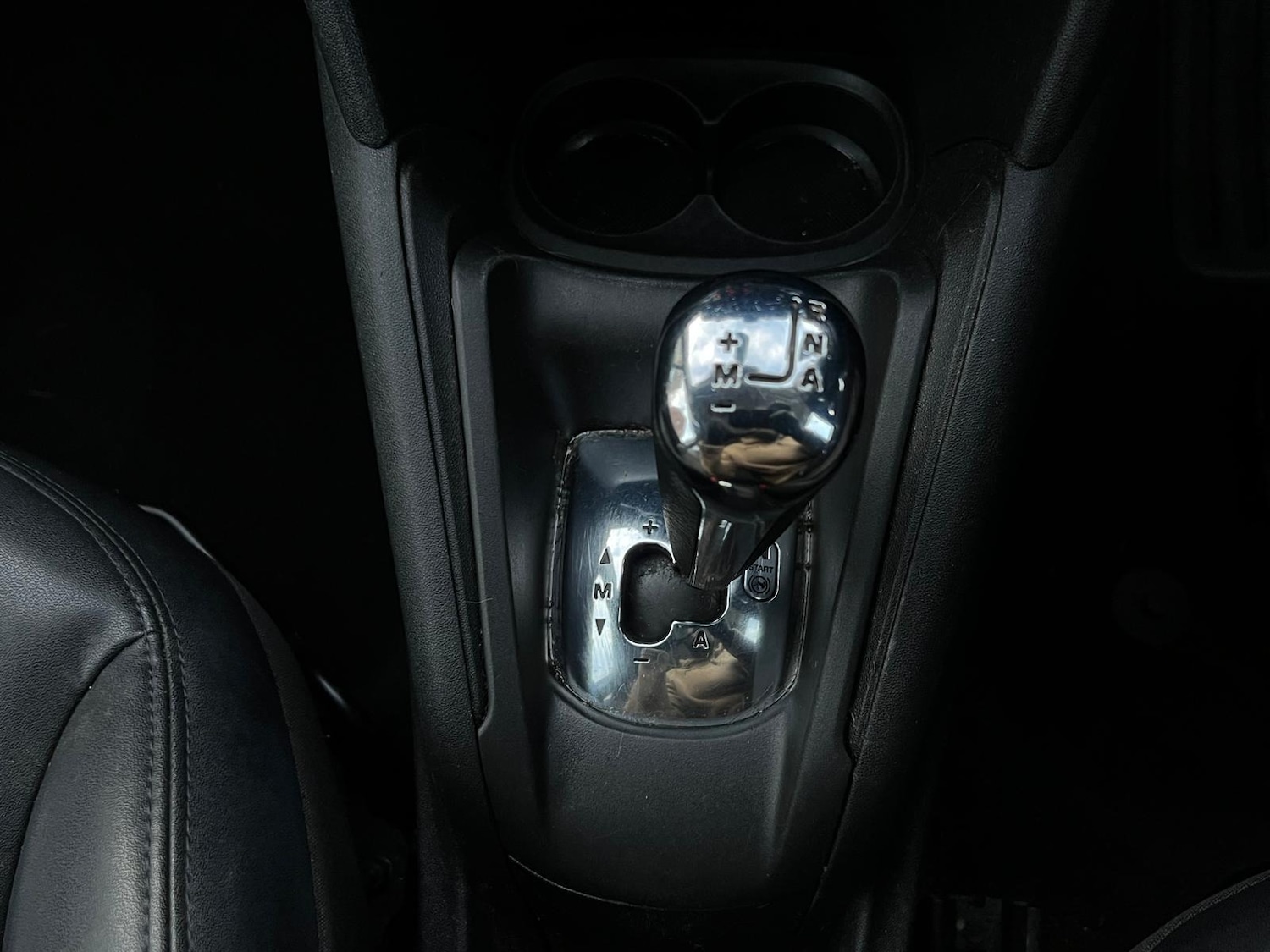 Used Peugeot 208 2012 for sale - 76914009: Photo 33