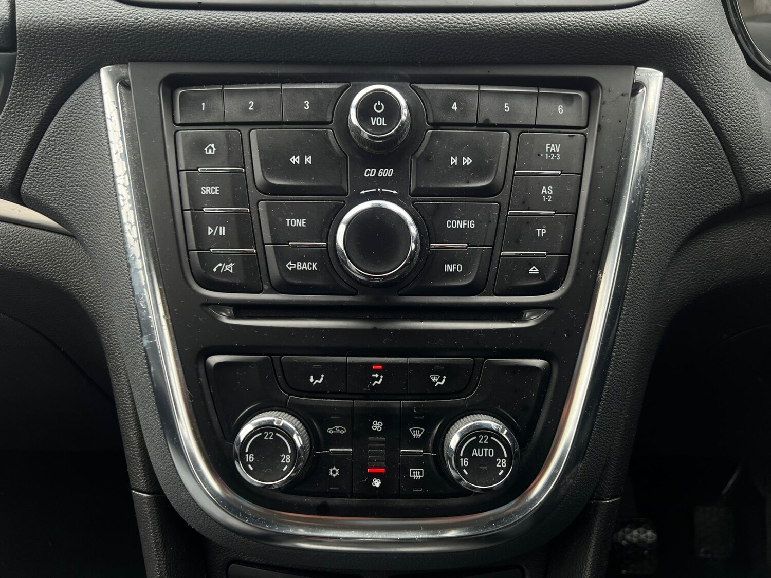 Used Vauxhall Mokka 2016 for sale - 78131920: Photo 30