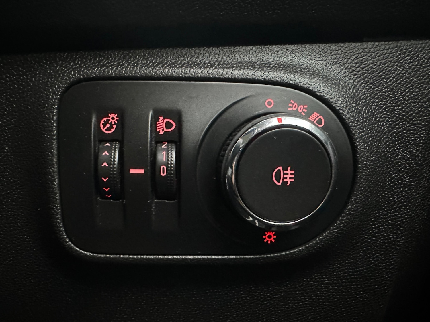 Used Vauxhall ADAM 2017 for sale - 76167581: Photo 72