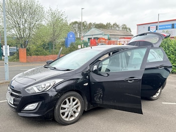 Used Hyundai i30 2015 for sale - 78293210: Photo