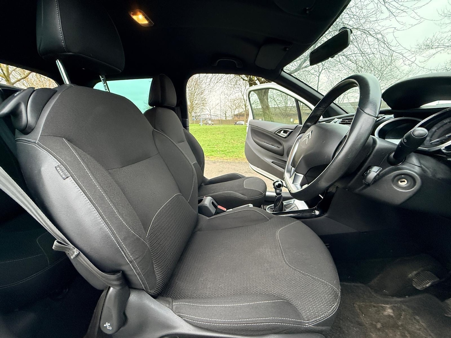 Used Citroen DS3 2011 for sale - 77779332: Photo 15