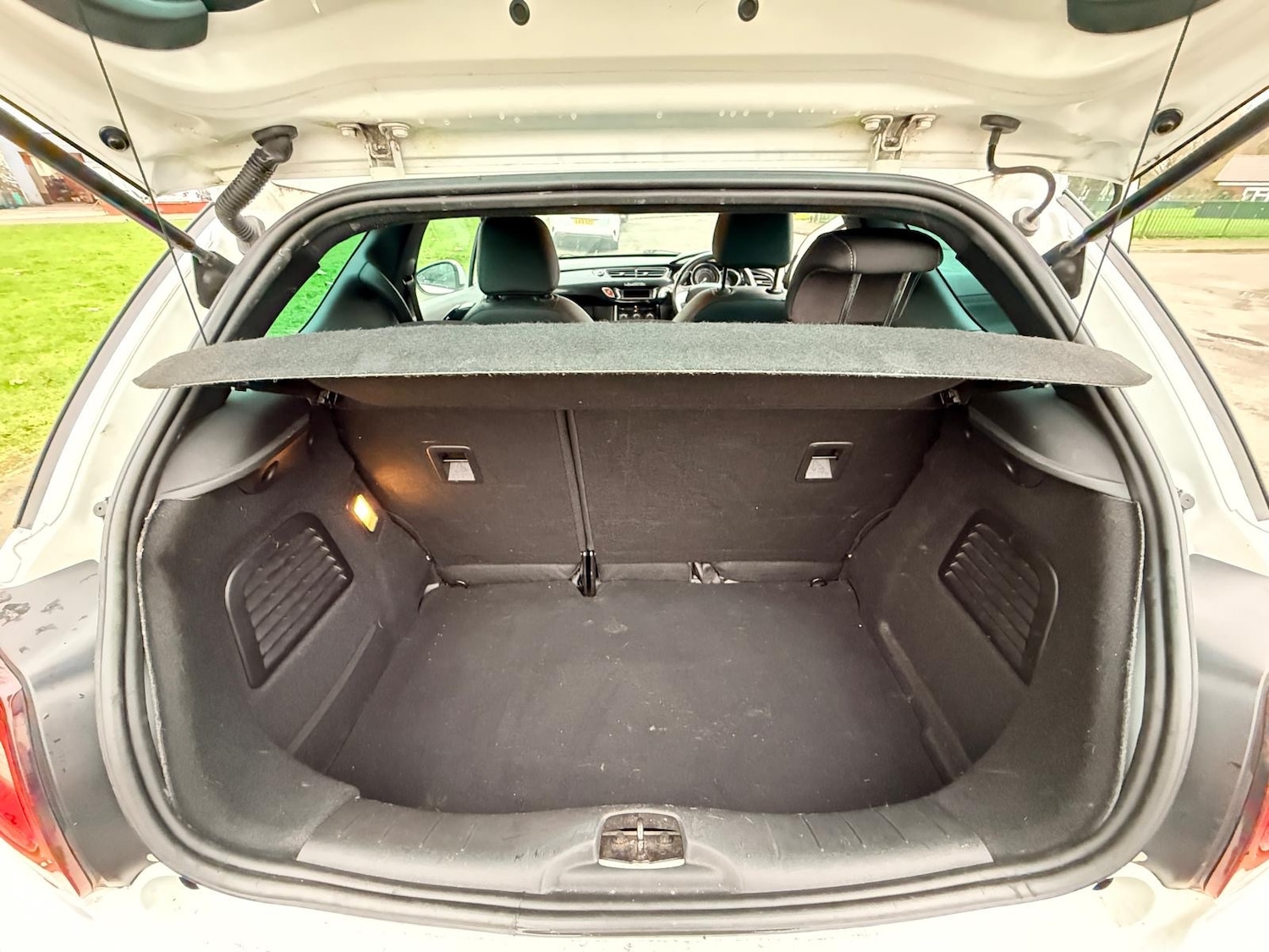 Used Citroen DS3 2011 for sale - 77779332: Photo 18