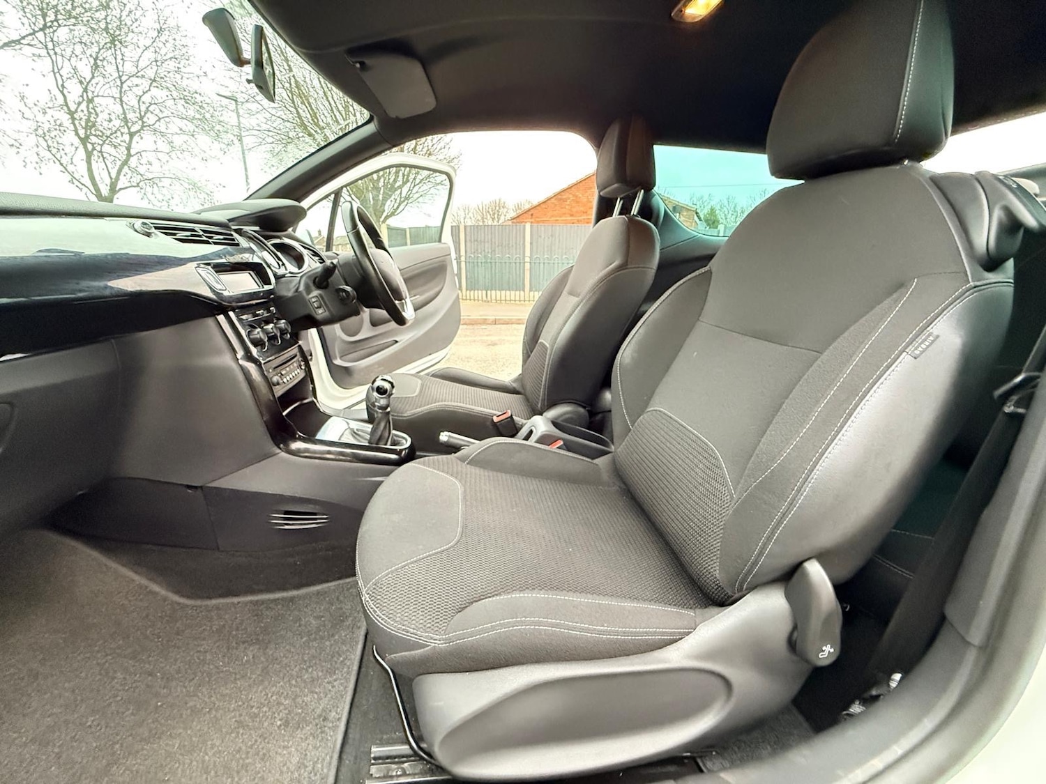 Used Citroen DS3 2011 for sale - 77779332: Photo 20