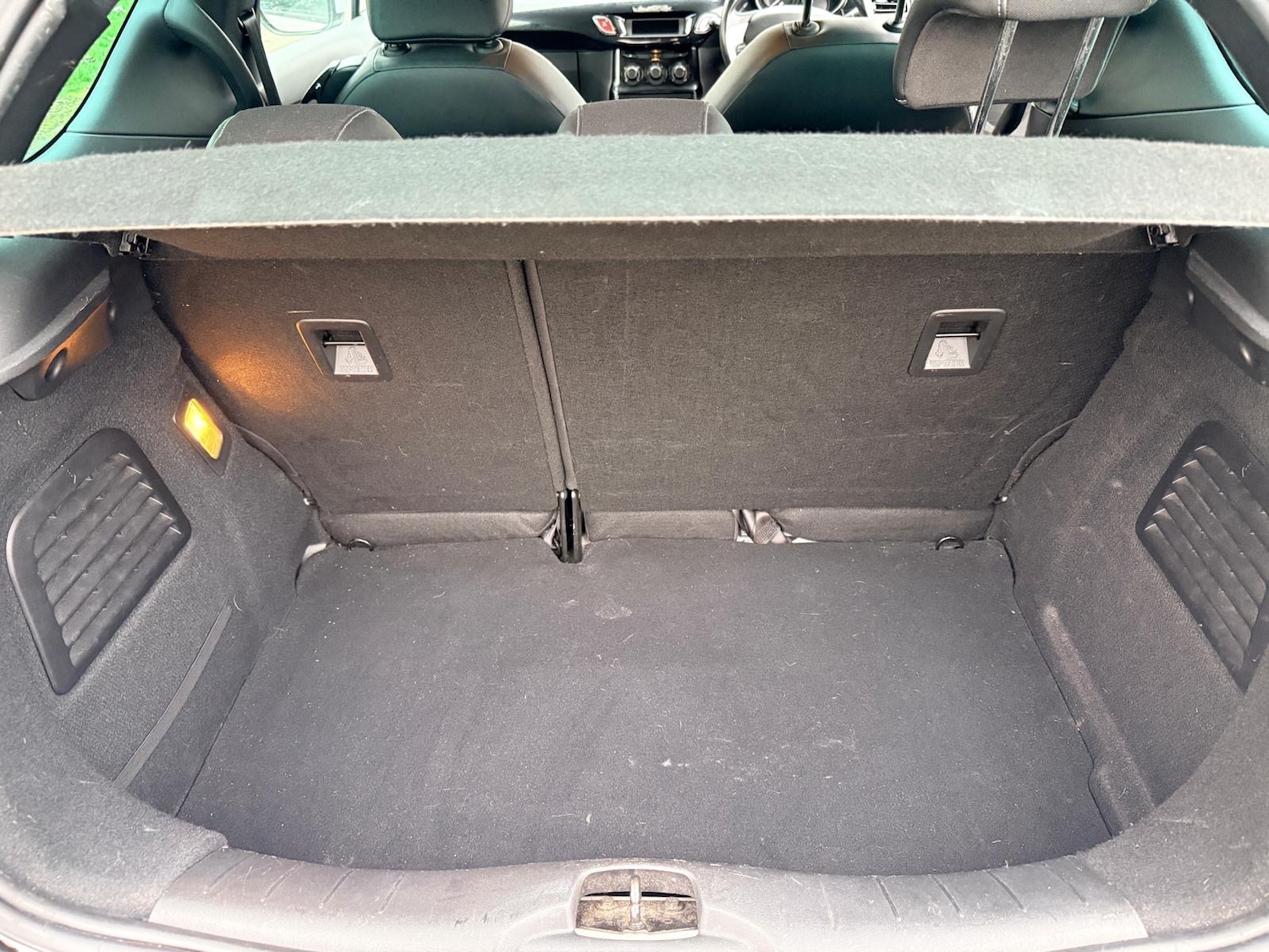 Used Citroen DS3 2011 for sale - 77779332: Photo 21