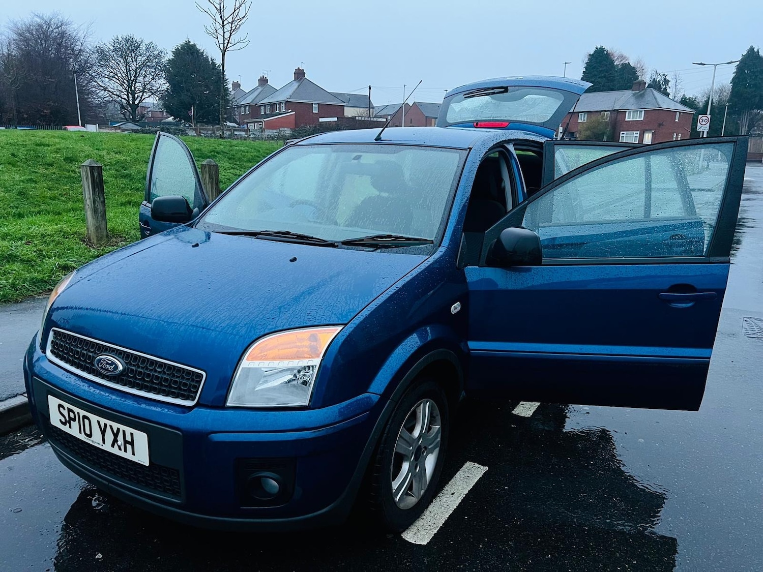 Used Ford Fusion 2010 for sale - 77082341: Photo 17