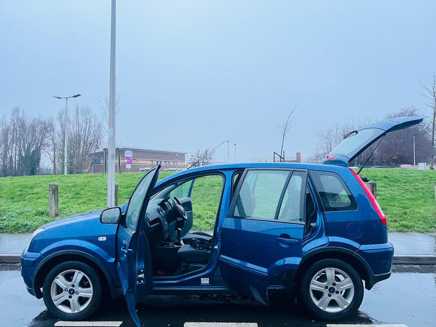 Used Ford Fusion 2010 for sale - 77082341: Photo 19