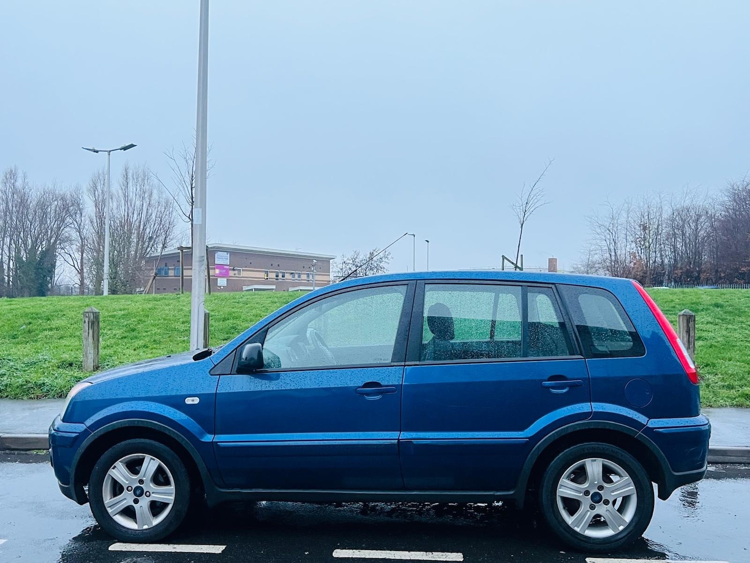 Used Ford Fusion 2010 for sale - 77082341: Photo 9