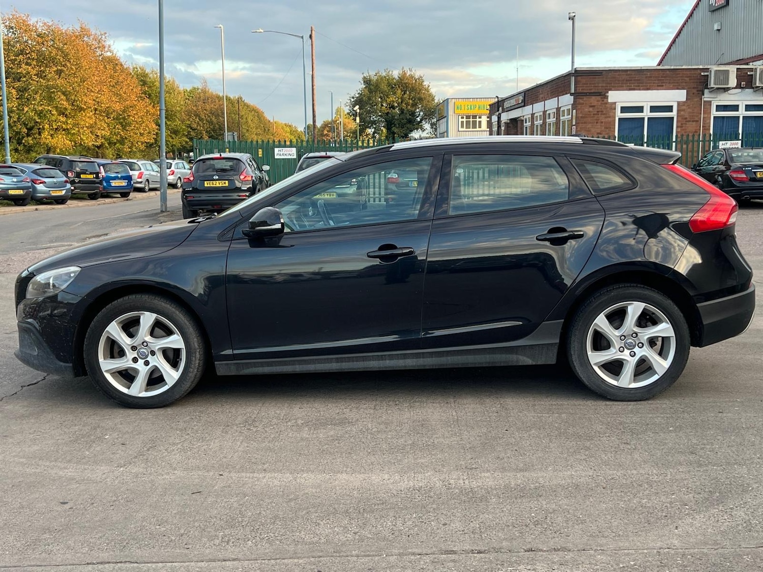 Used Volvo V40 2014 for sale - 76168351: Photo 12