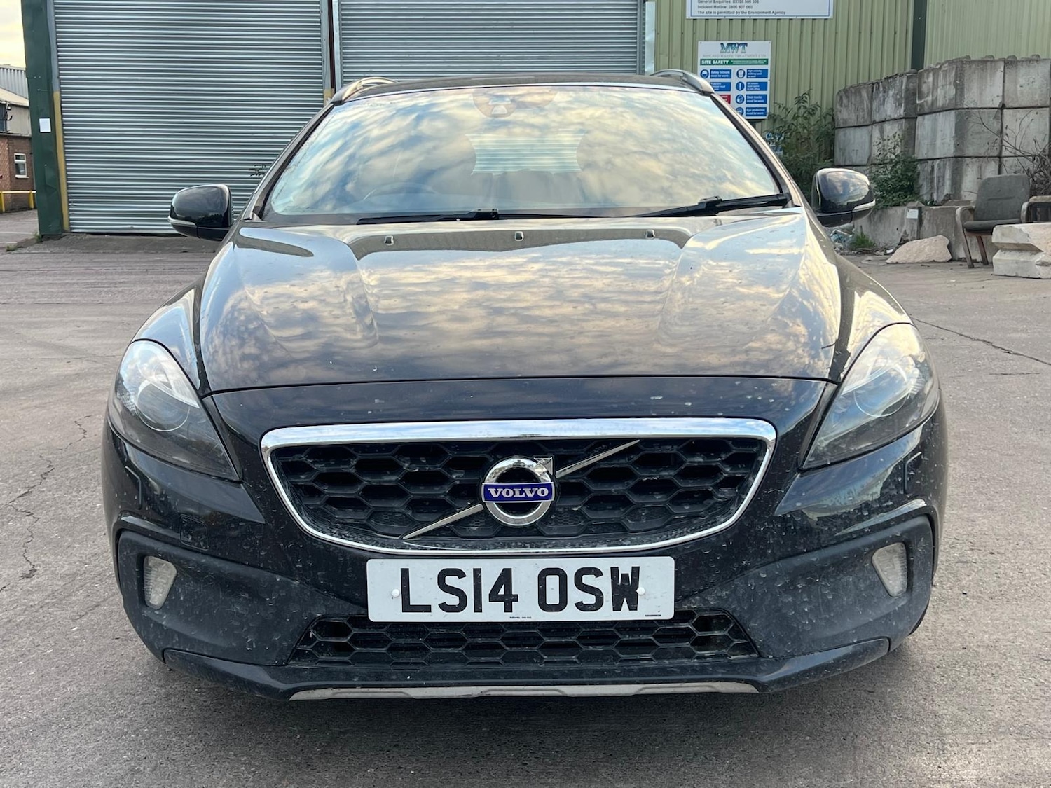 Used Volvo V40 2014 for sale - 76168351: Photo 16