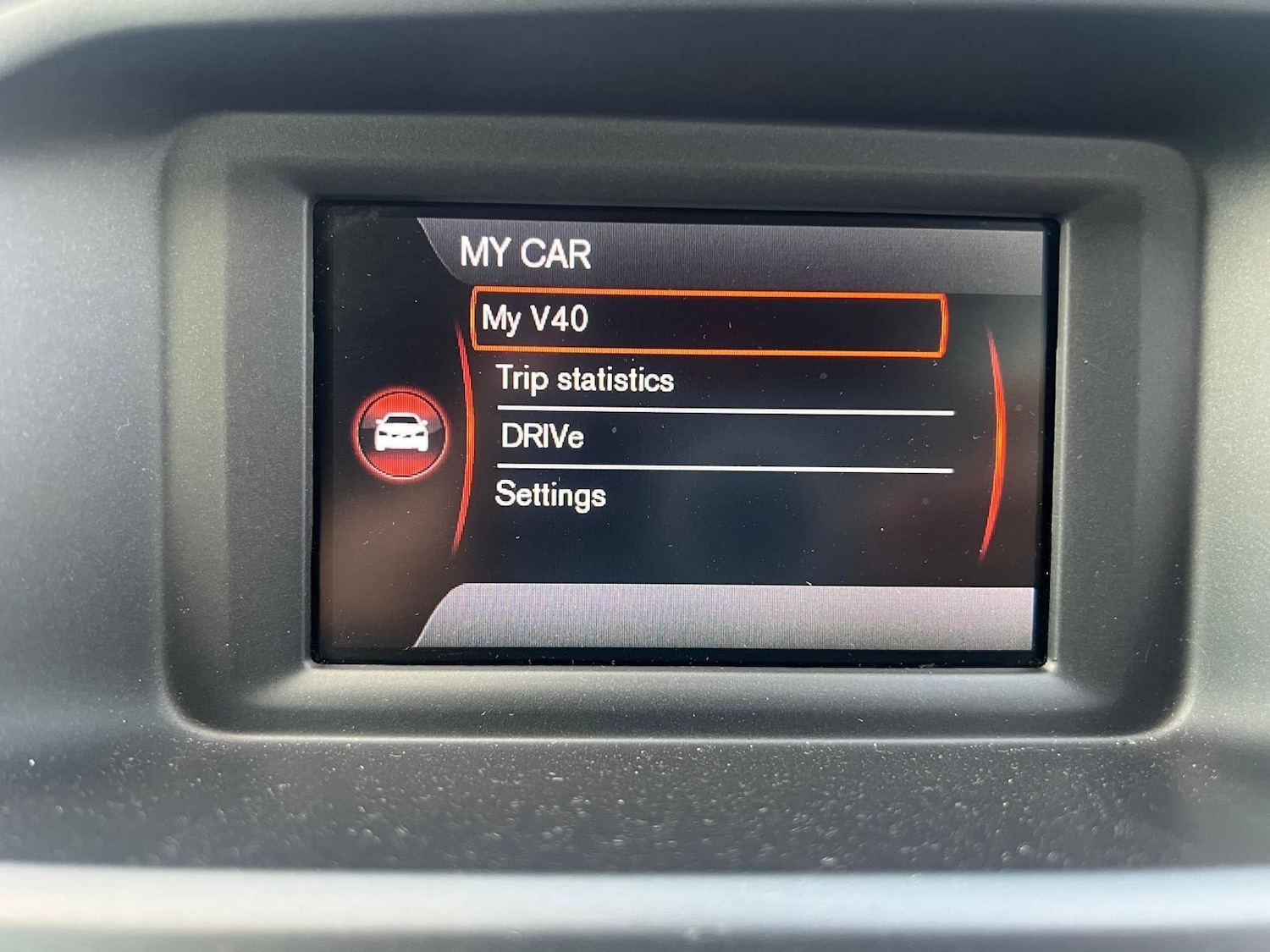 Used Volvo V40 2014 for sale - 76168351: Photo 25