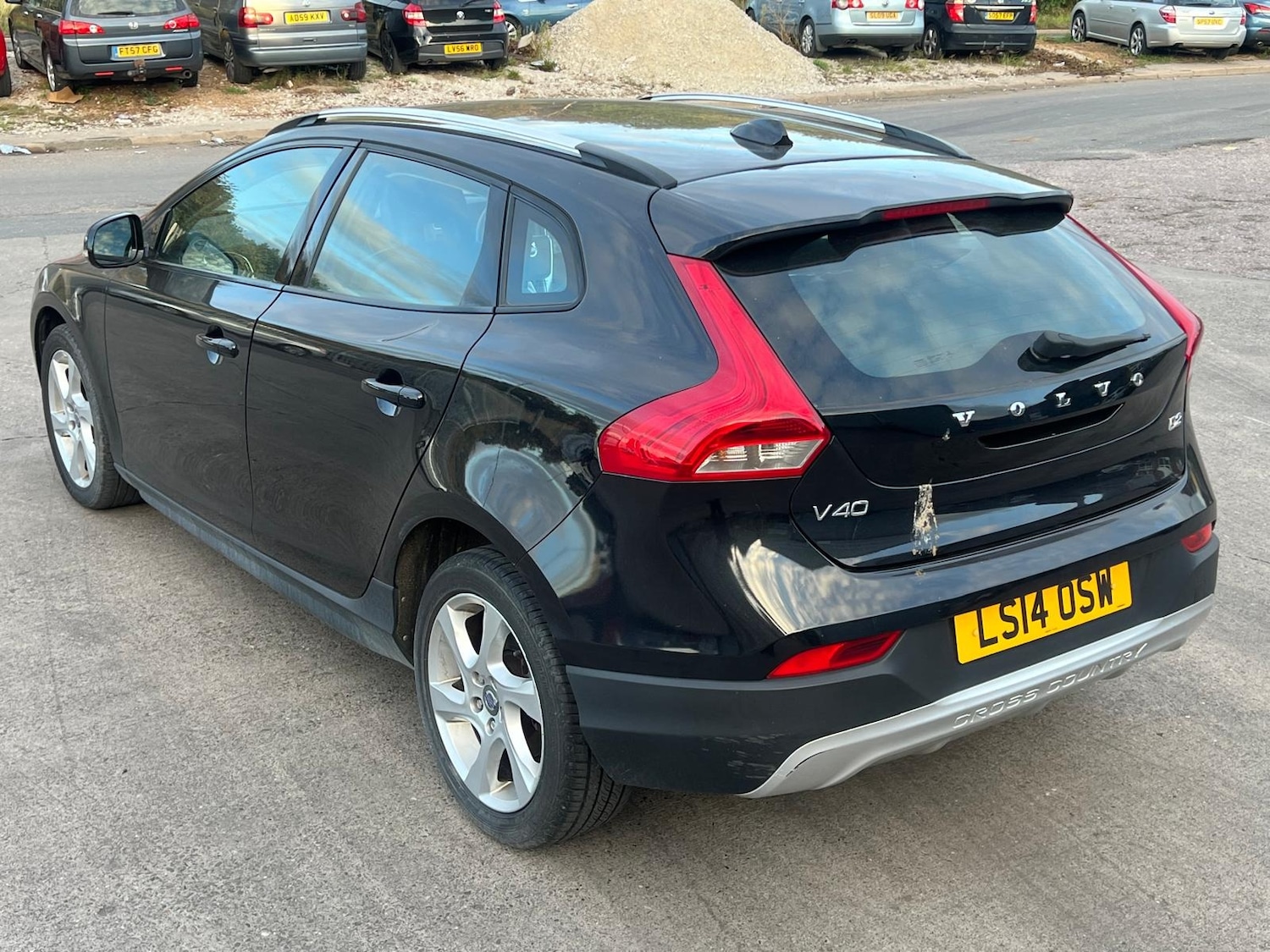 Used Volvo V40 2014 for sale - 76168351: Photo 8