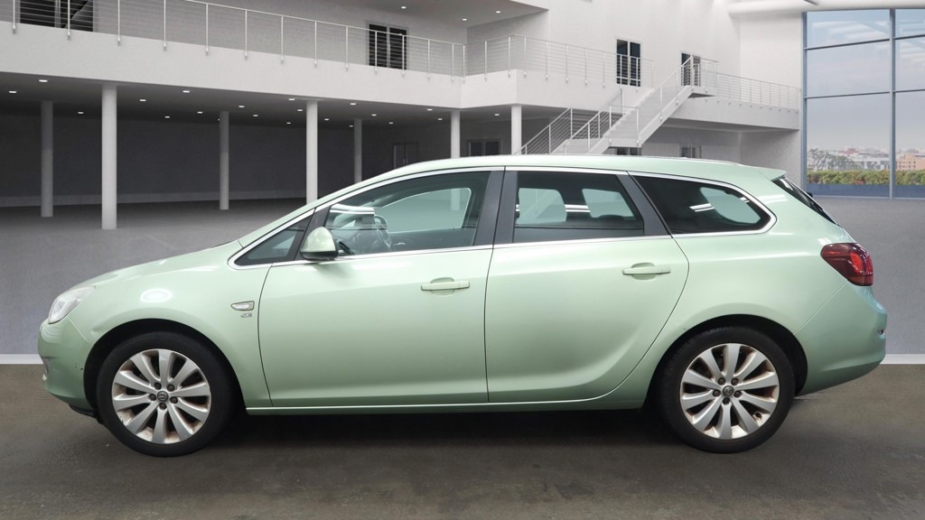 Used Vauxhall Astra 2011 for sale - 76446921: Photo 3