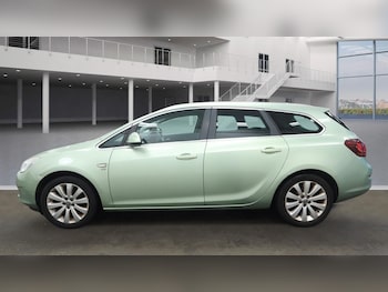 Used Vauxhall Astra 2011 for sale - 76446921: Photo