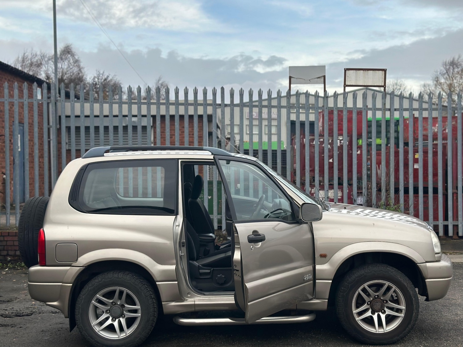 Used Suzuki Grand Vitara 2005 for sale - 76927097: Photo 10