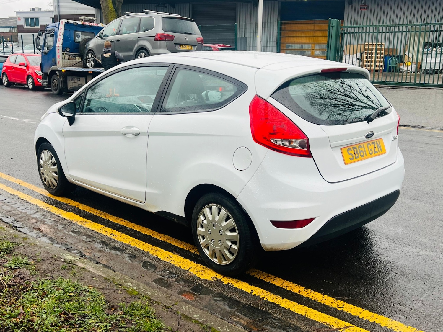 Used Ford Fiesta 2011 for sale - 77511898: Photo 12