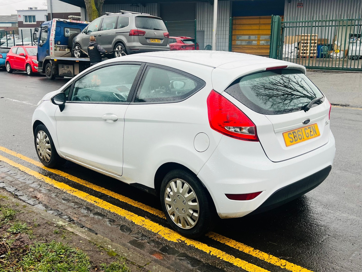 Used Ford Fiesta 2011 for sale - 77511898: Photo 13