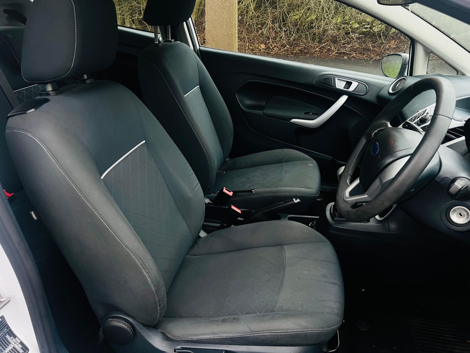 Used Ford Fiesta 2011 for sale - 77511898: Photo 15