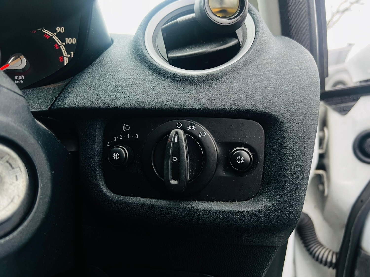 Used Ford Fiesta 2011 for sale - 77511898: Photo 20