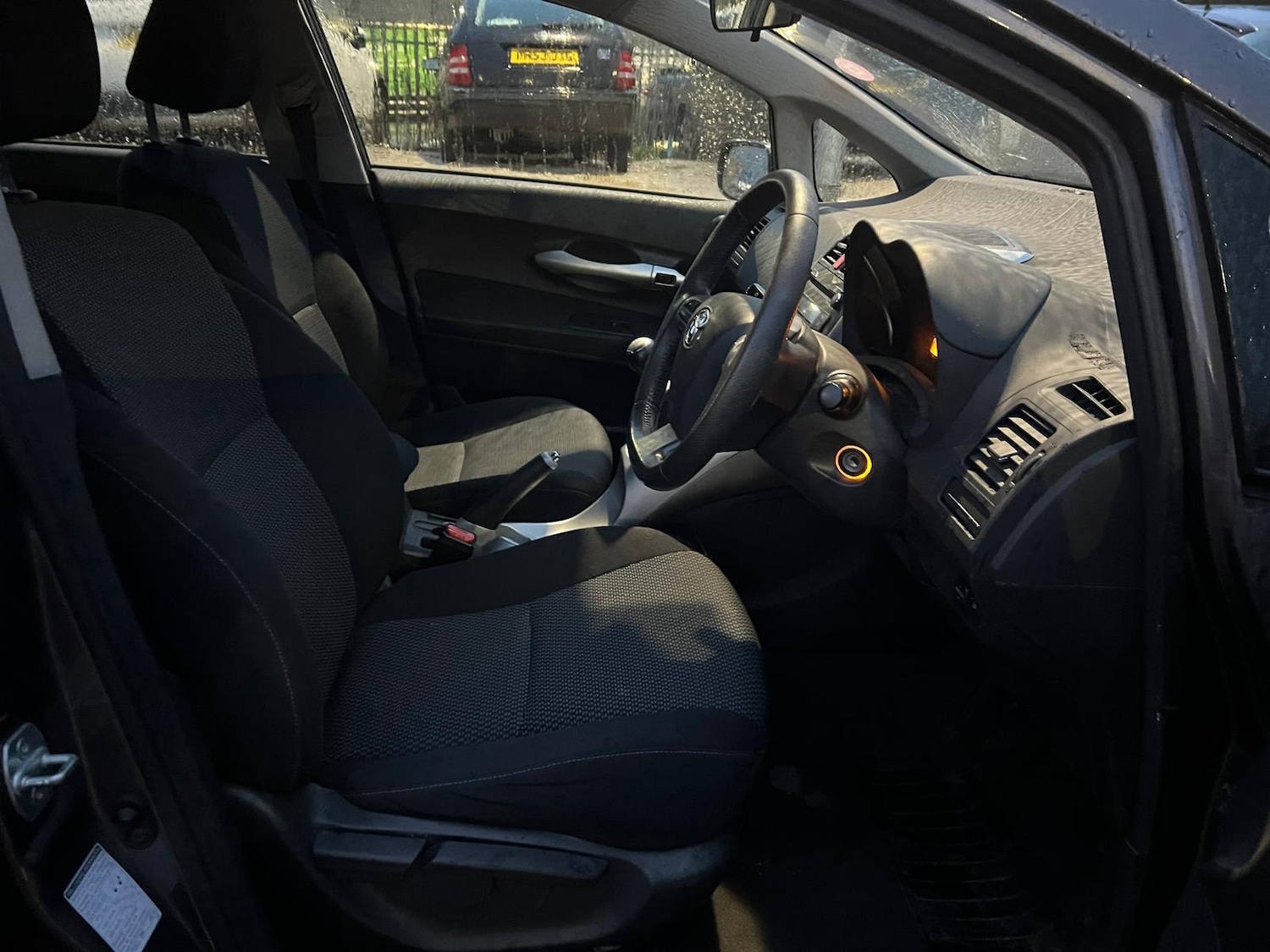 Used Toyota Auris 2010 for sale - 77697485: Photo 15