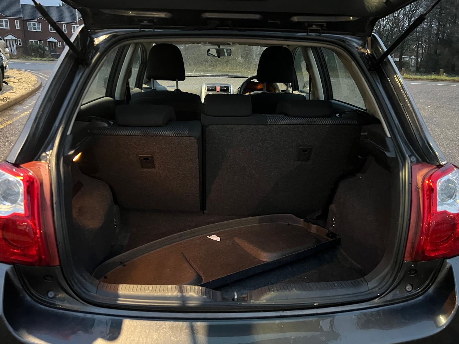 Used Toyota Auris 2010 for sale - 77697485: Photo 17