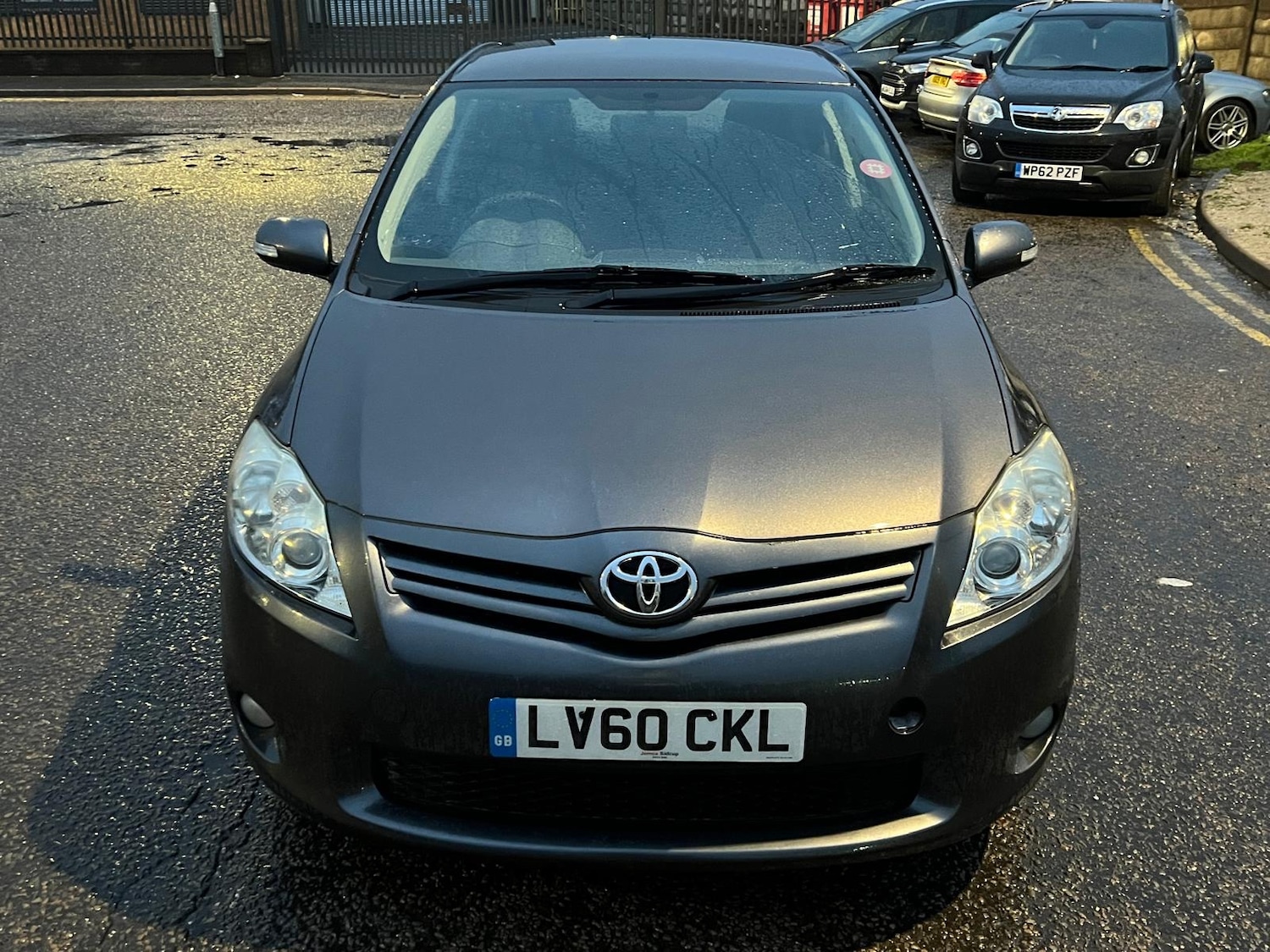 Used Toyota Auris 2010 for sale - 77697485: Photo 5