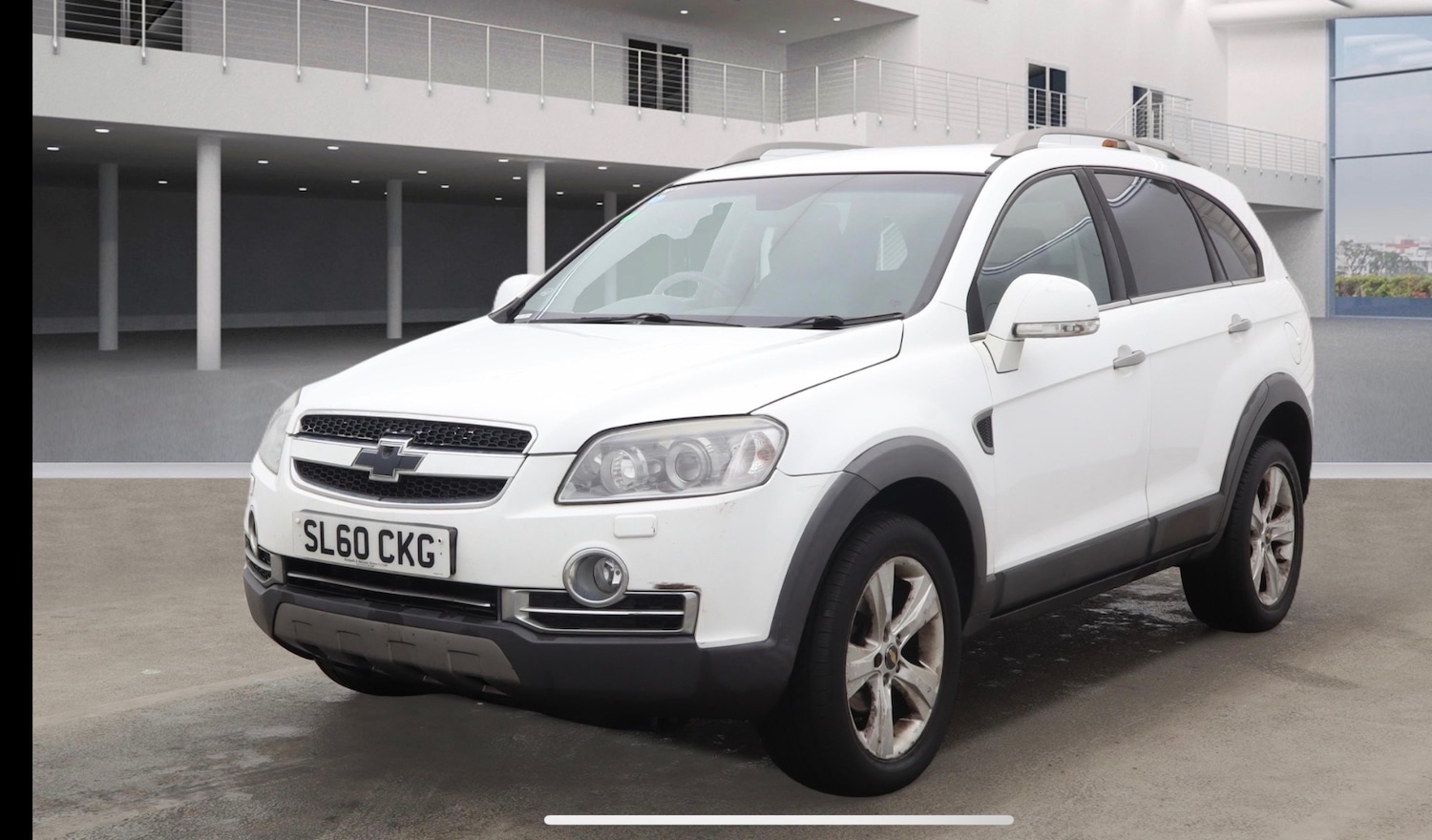 Used Chevrolet Captiva 2010 for sale - 77349662: Photo 2
