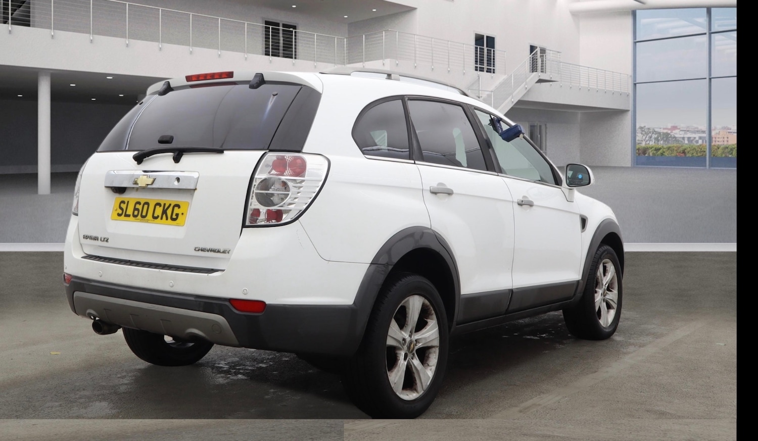 Used Chevrolet Captiva 2010 for sale - 77349662: Photo 4