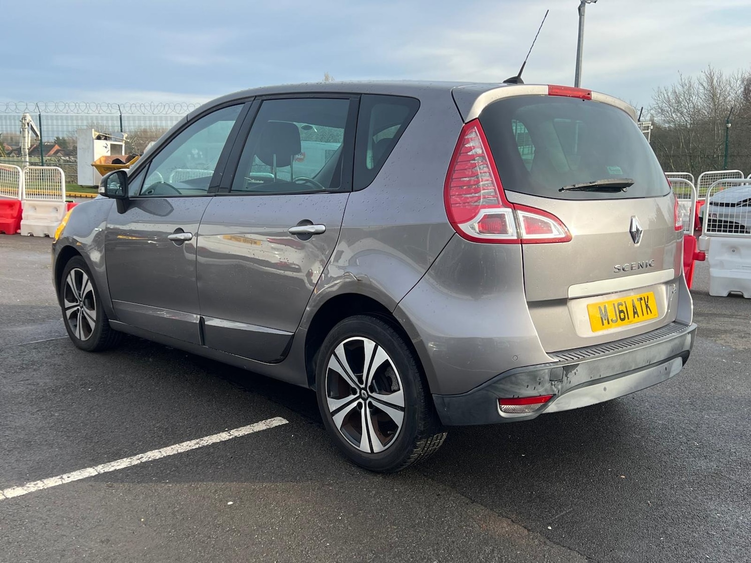 Used Renault Scenic 2011 for sale - 77157246: Photo 1