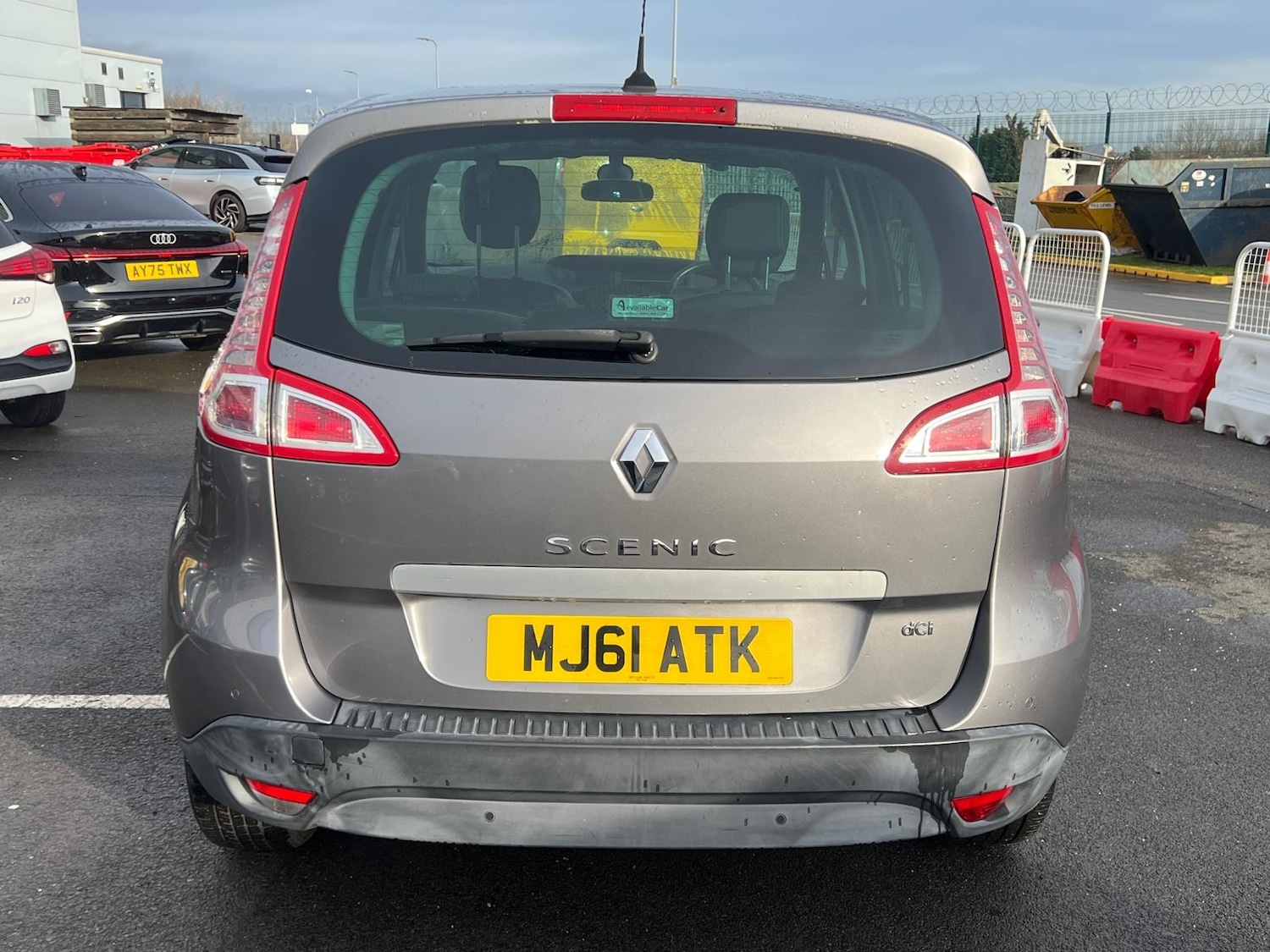 Used Renault Scenic 2011 for sale - 77157246: Photo 8