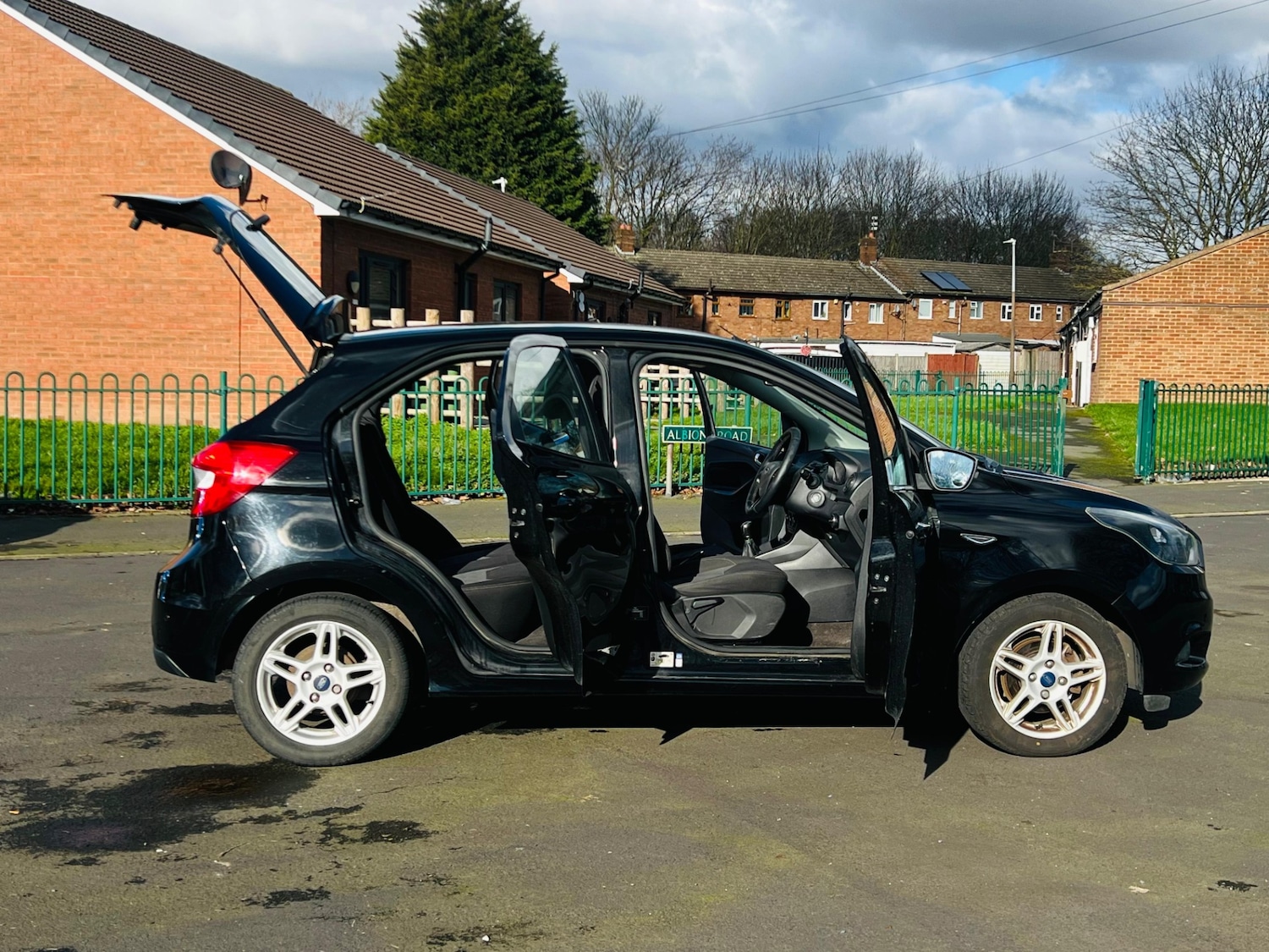 Used Ford Ka+ 2017 for sale - 77551355: Photo 26